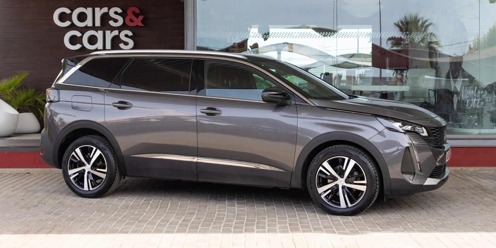 Peugeot 5008